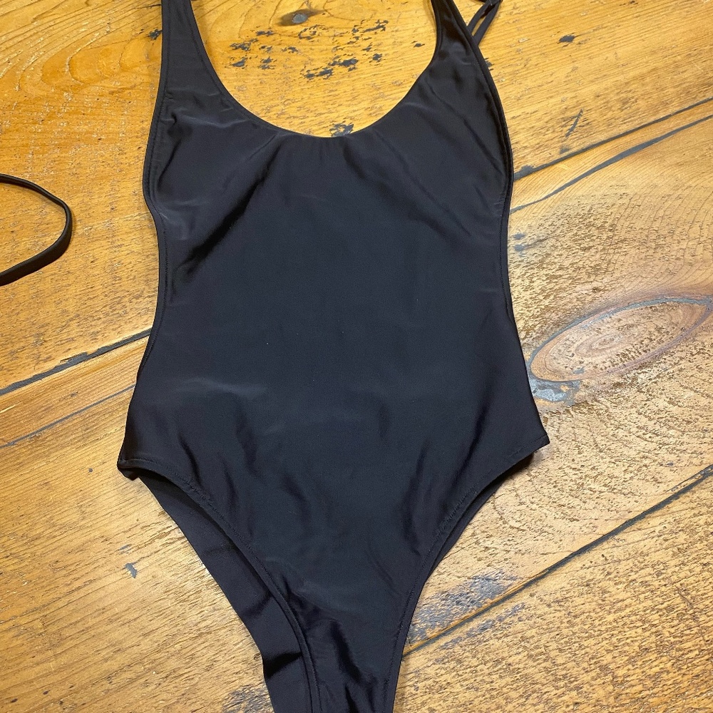 Khassani Swim